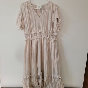 Bohme, Cream colored, lightweight maxi dress. Size Medium